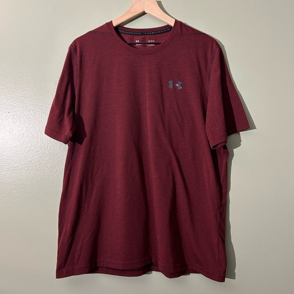 Under Armour Men's Burgundy Short Sleeve Tee - Picture 1 of 3